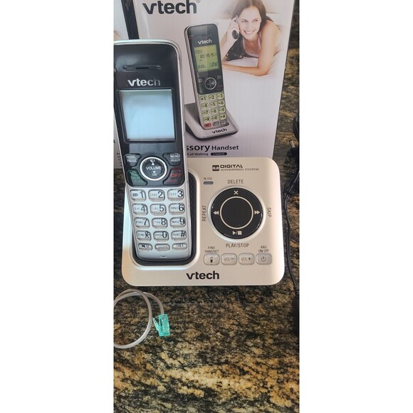 VTech CS6629 4-Handset Cordless Landline Phone w/ Power Consuming ECO RoHS - Picture 3 of 6